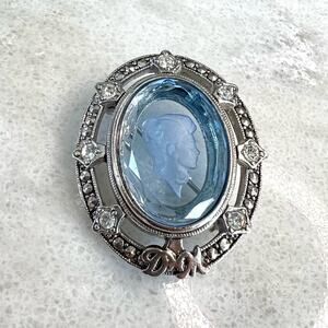 Vintage Avon President’s Recognition Program Silver Tone Blue Glass Cameo Brooch